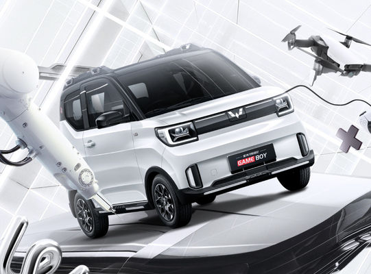 Dimension compacte de mini EV de voitures de 120-170KM de Wuling Ev de la voiture 3 sièges des portes 4