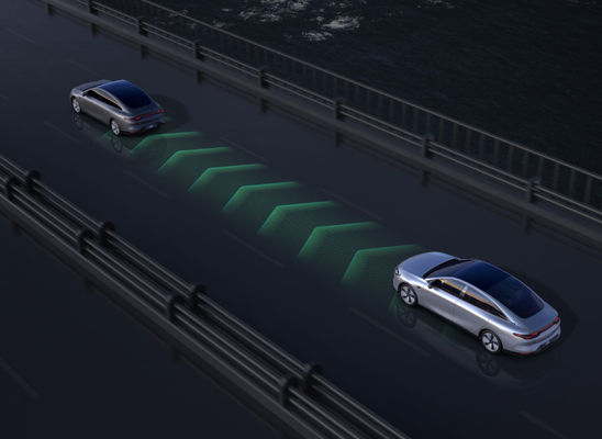 Le saut C01 circule en voiture la voiture électrique 525-717KM que 4 portes 5 pose la charge 0.67H rapide