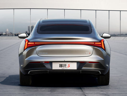 Mi grand véhicule électrique de 650-715KM Nezha Automobile Nezha S