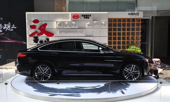 5 portes 5 pose des voitures mi grand Byd Han Ev de BYD EV 610-715KM