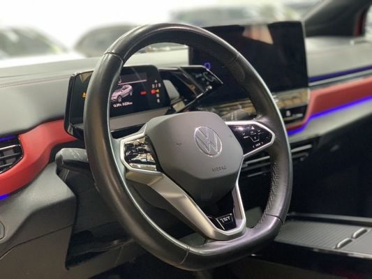 ID4 X 2023 voitures de VW EV 425-607KM SUV à grande vitesse 5 portes 5 sièges