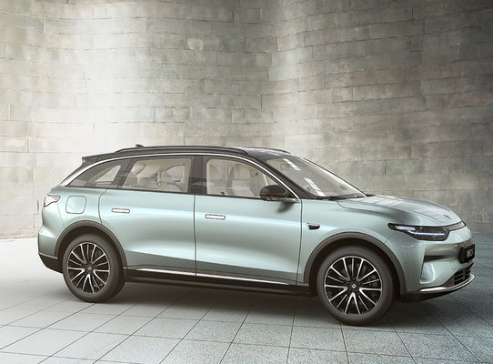 Le saut de 510KM circule en voiture le moteur C11 Suv de saut de voiture électrique 5 portes 5 sièges