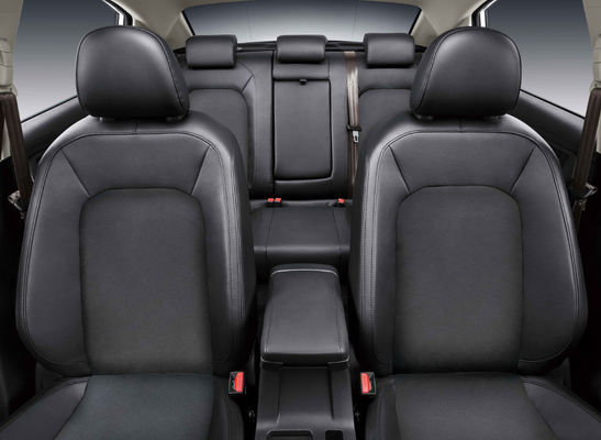 Portes du contrat 4 du véhicule électrique 415KM de moteur de Fengxing S50 Dongfeng 5 sièges
