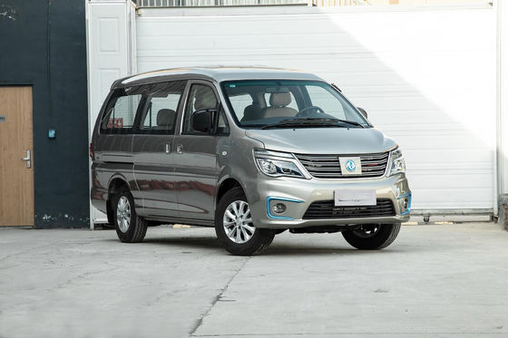 Longue voiture du champ d'exercice 400KM Dongfeng M5ev Mpv Ev avec 4 portes 5-9 sièges