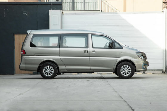 Longue voiture du champ d'exercice 400KM Dongfeng M5ev Mpv Ev avec 4 portes 5-9 sièges