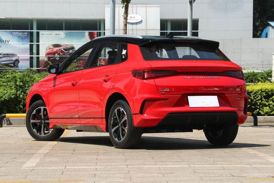 Édition rouge 401KM d'affaires d'E2 Byd petite Ev 5 portes 5 sièges