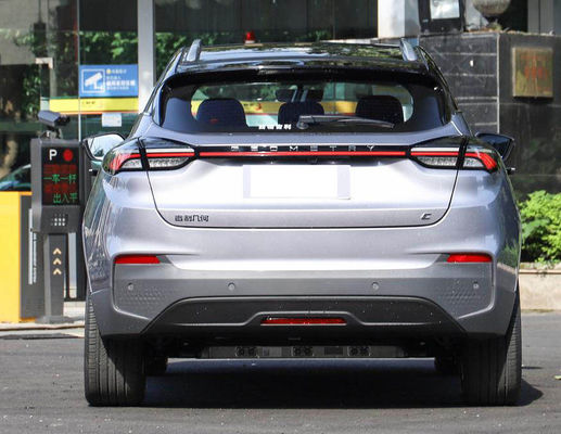 Contrat 400-550KM de voiture électrique de la géométrie C Geely 5 portes 5 sièges