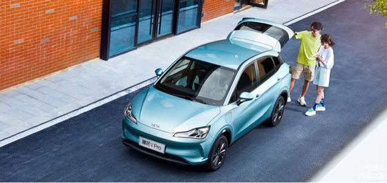 301-401KM Nezha Automobile NETA V pro Hozon 5 portes 5 sièges