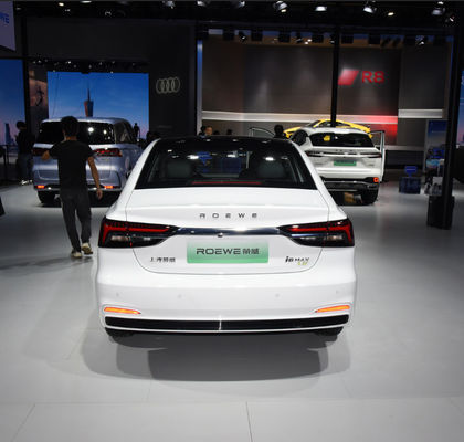 0.5H voiture électrique Roewe I6 max EV 502-605KM de moteur rapide de la charge SAIC