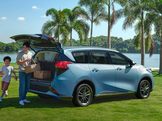La voiture électrique 2022 510KM de Haima 7X Mpv 5 portes 7 pose la charge 0.45H rapide