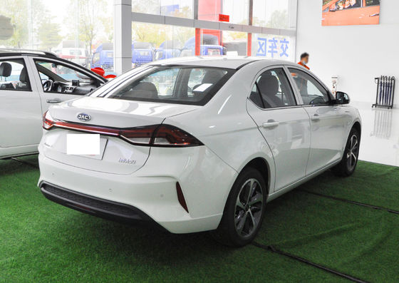 Véhicule électrique automatique 350-402KM de JAC IEVA50 Jianghuai 2020-2021 4 portes 5 sièges