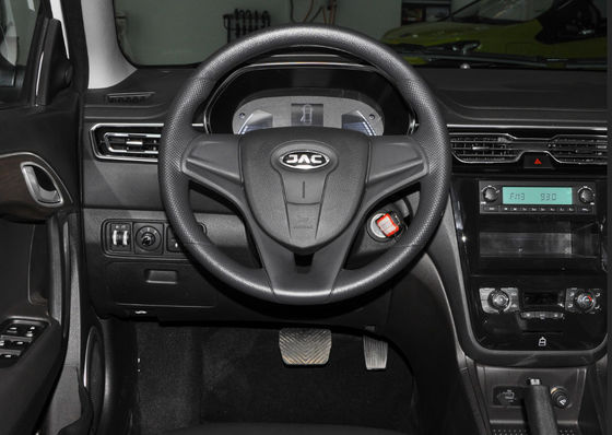 Véhicule électrique automatique 350-402KM de JAC IEVA50 Jianghuai 2020-2021 4 portes 5 sièges