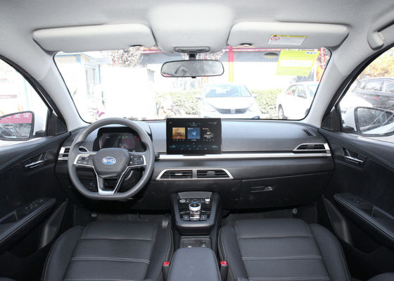 Norme officielle 401KM de voiture électrique de berline d'E3 Byd 4 portes 5 sièges